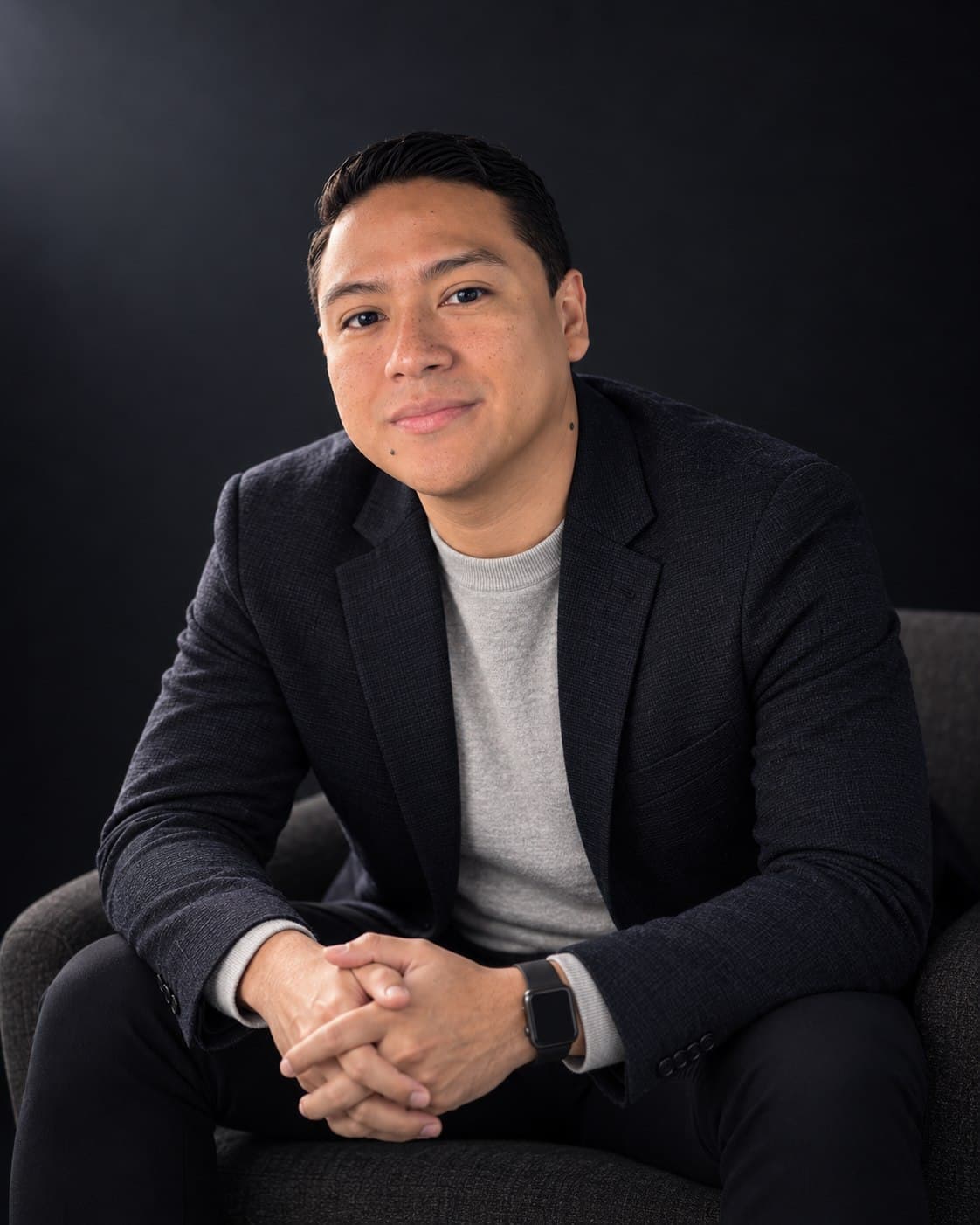 Ronny Javier Salazar Guerrero, fundador de InHouse ADV, en retrato profesional de estudio.